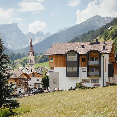 Berghotel Sanvi سان مارتينو-إن-باديا المظهر الخارجي الصورة